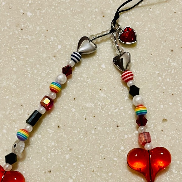 Phone String!! Red heart ♥️ theme! Red heart ❤️ charm! - Picture 9 of 9